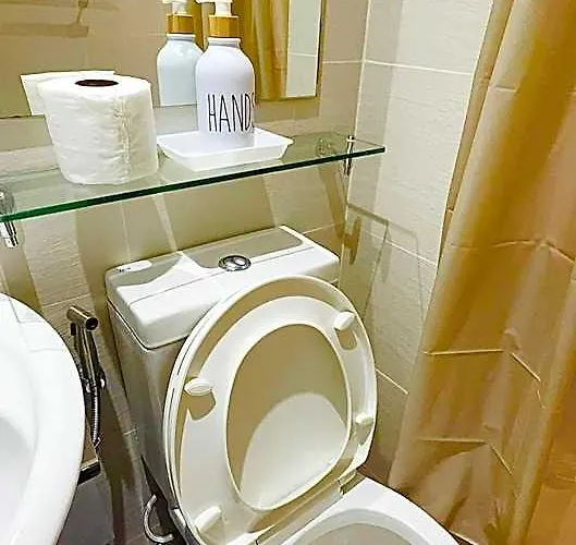 Hotel Oveecation St Tropez Tower Manila